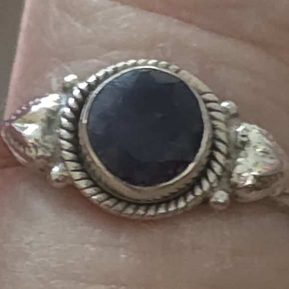 VINTAGE STERLING SILVER SAPPHIRE LADIES RING 2.38 Grams Size 7 - Picture 3 of 7